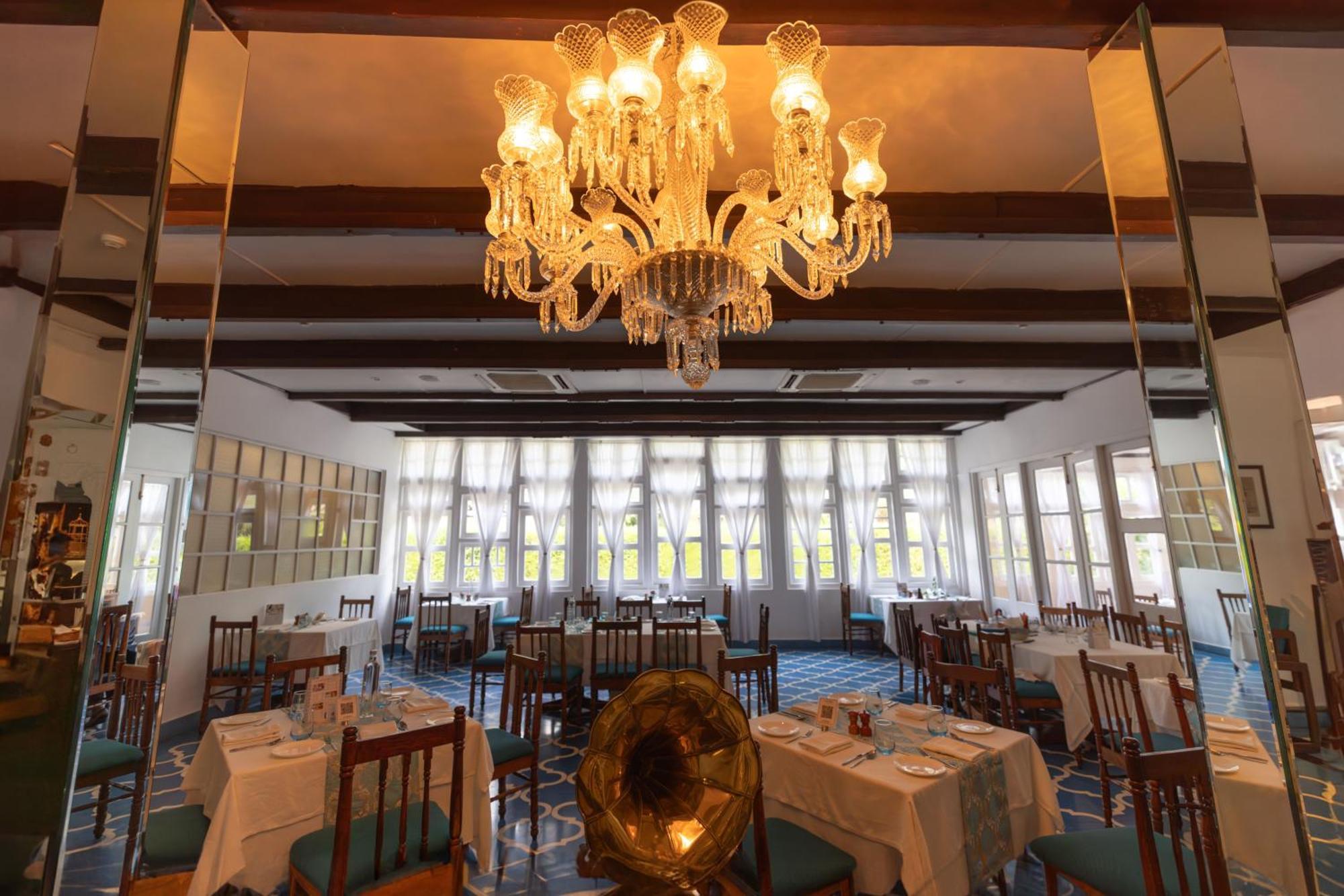Saraca Hotel Лакхнау Экстерьер фото